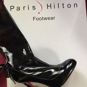 PARIS HIILTON ZIP BOOTS w/ SUPER CUTE BOWS!!
